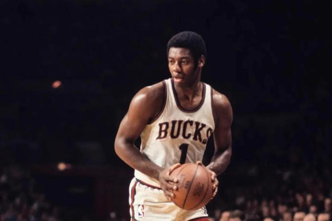 发放额外奖 发放额外奖