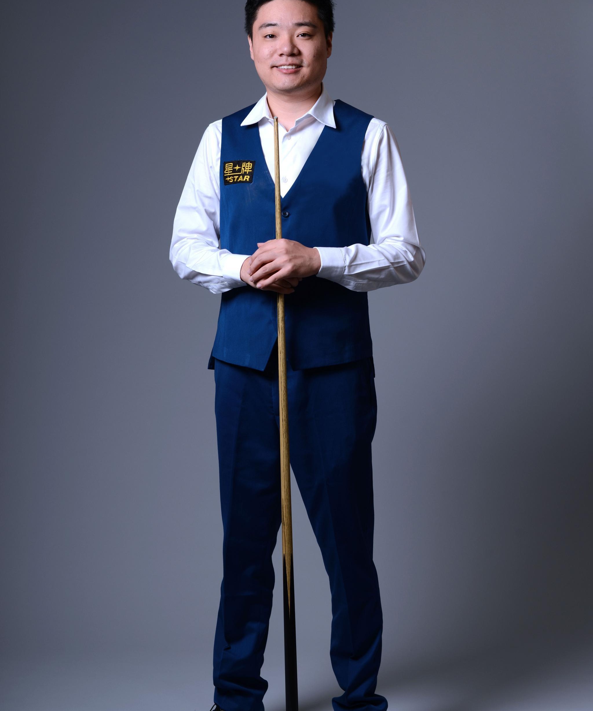 随着创意和 随着创意和