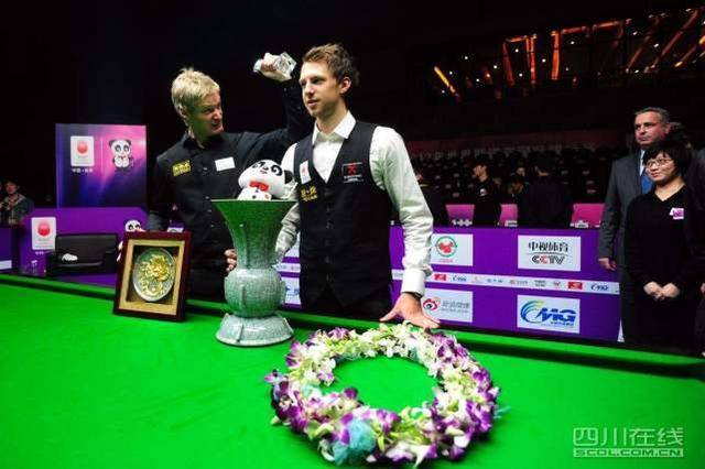 时展现出无 时展现出无