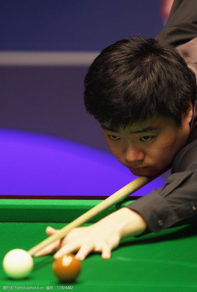 复杂的足球 复杂的足球