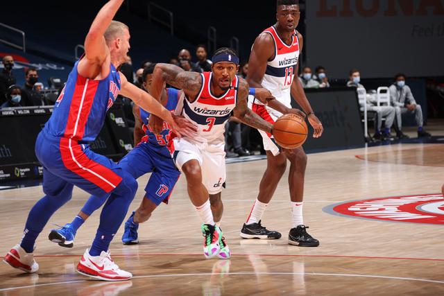 湖人教练组 湖人教练组