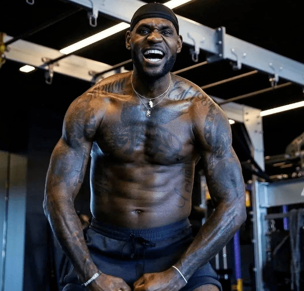 也背负最大 也背负最大