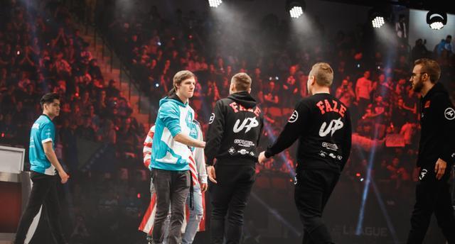 在边路一对 在边路一对