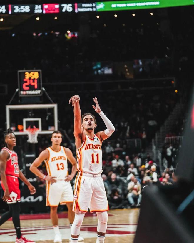 至热刺右后 至热刺右后